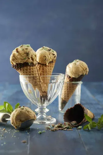 Peppermint Crisp Ice Cream