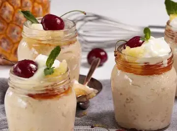 Nestlé BAR-ONE Hot Chocolate Cake Roll with Warm BAR-ONE Sauce and Toasted Marshmallows