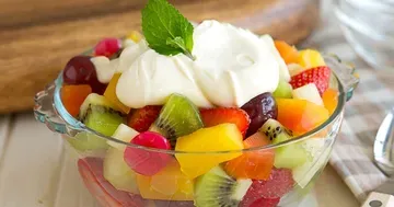 Creamy Fruit Salad Recipe | Create with NESTLÉ®