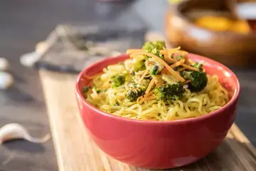 Veggie Delight MAGGI Noodles-Main Image/Plating