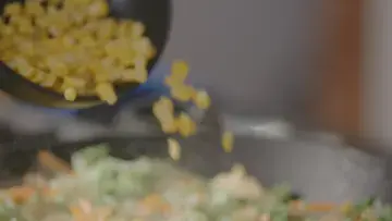 One Pot Chicken & Veg Stir Fried Rice