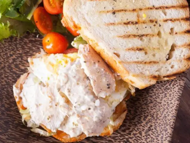 Home Style Chicken sandwich and with Sweet Chilli Spread