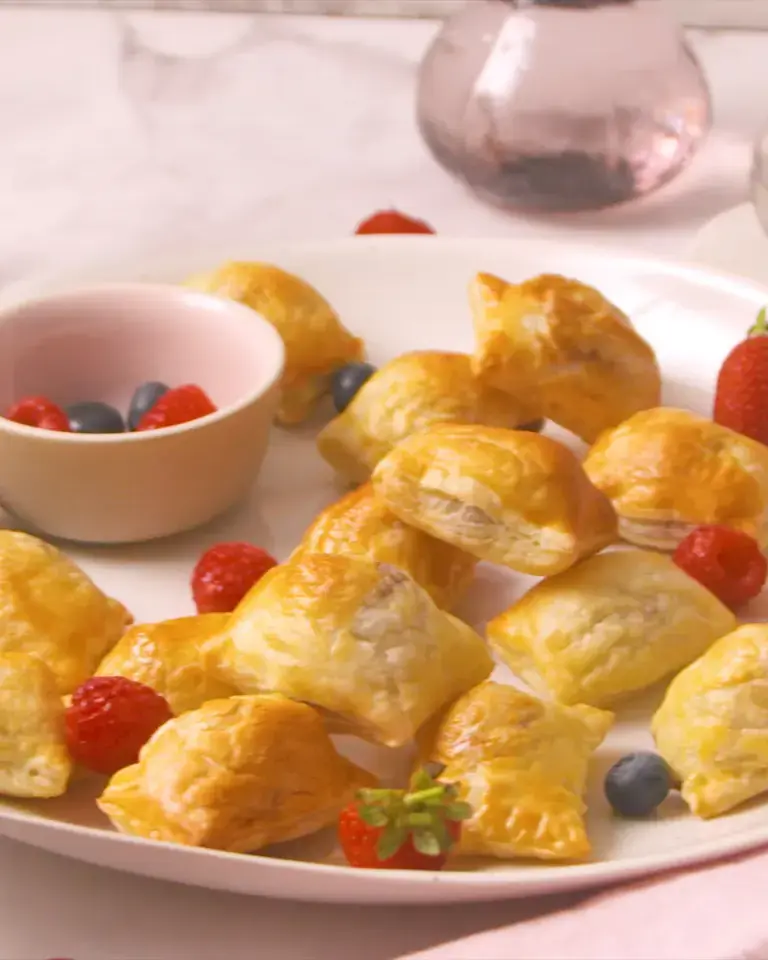 COFFEE CUSTARD PUFFS