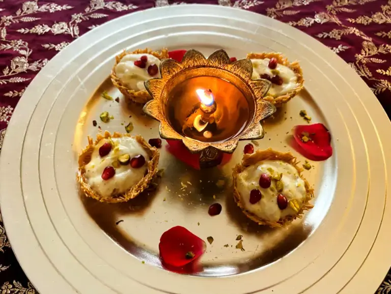 Vermicelli Cup with Kesar Pista Shrikhand