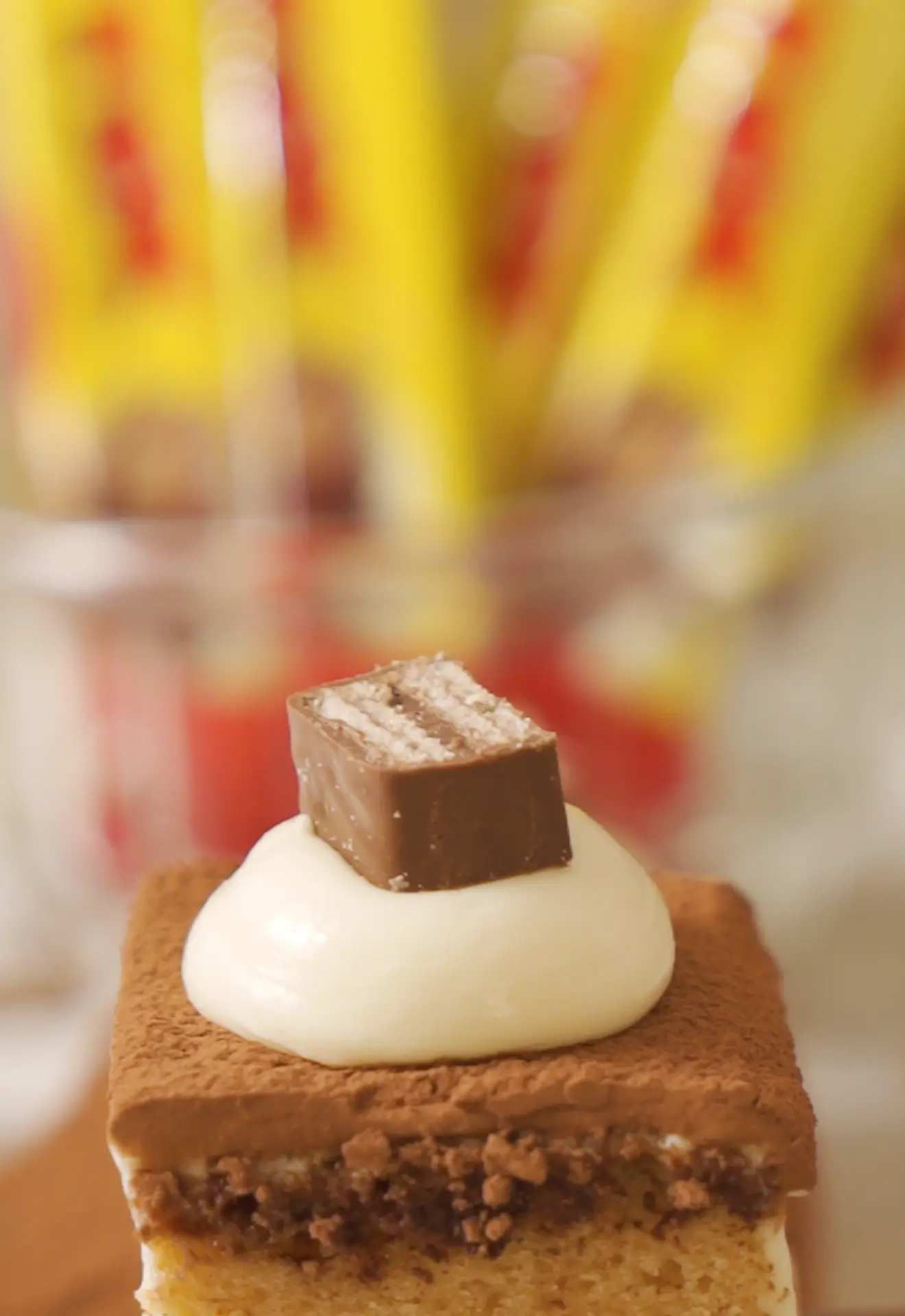 Preview image for the video "Foodies x Nestle Chocolove cake 1".