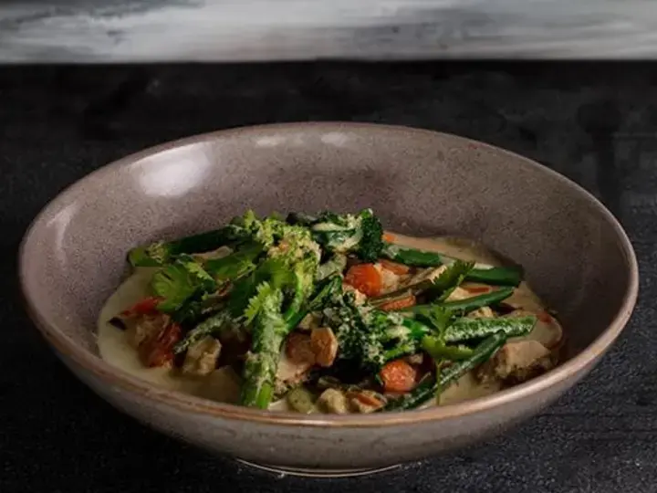 Vegetable loaded Thai Green Chicken Curry