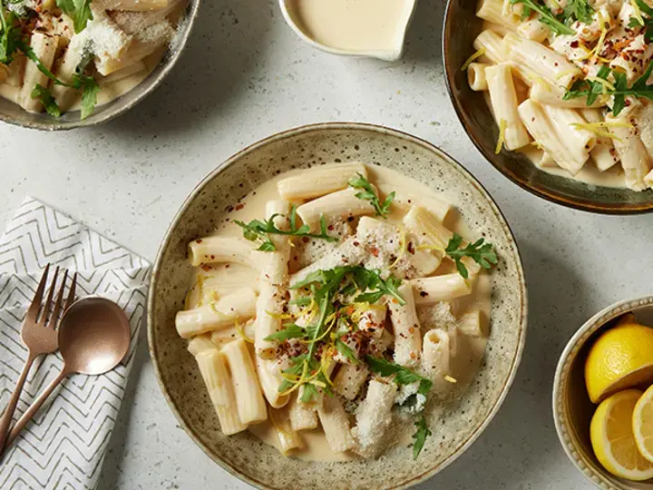 Nestle Dessert &amp; Cooking Cream White Sauce