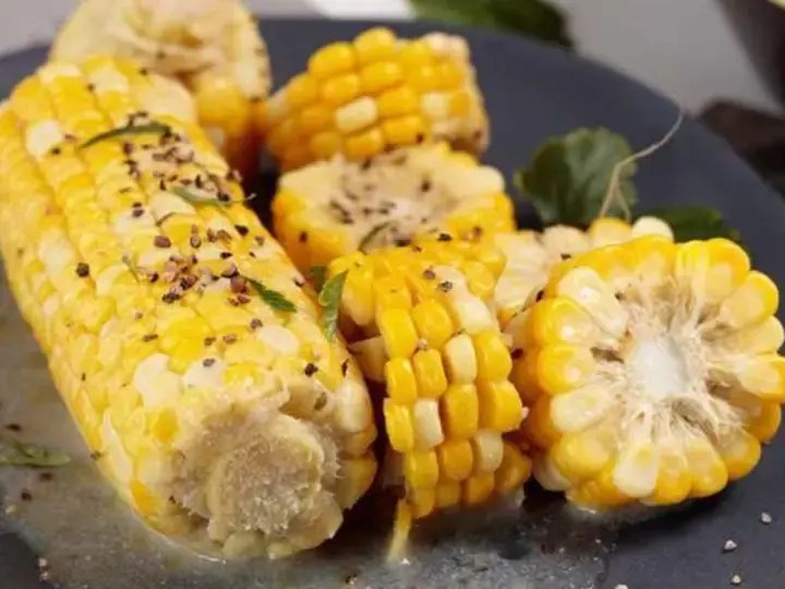 Slow Cooked Mealies with Butter