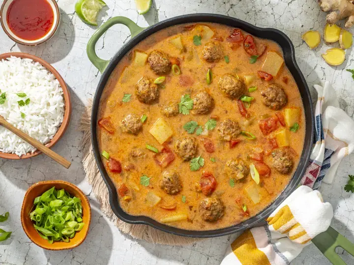 Coconut Meatball Curry
