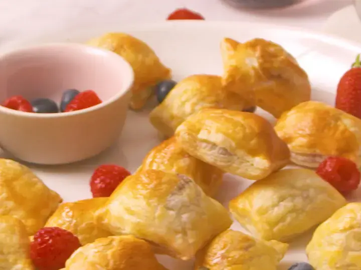 COFFEE CUSTARD PUFFS