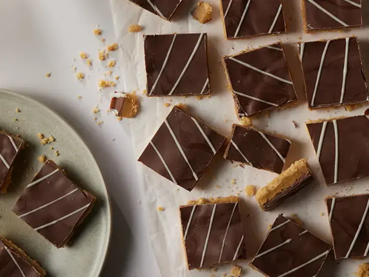 Caramel TREAT Millionaire Biscuit