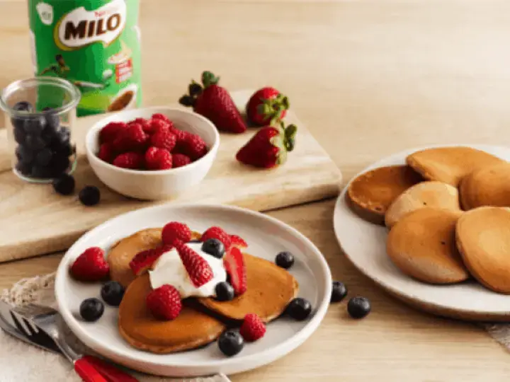 MILO Pikelets with Yoghurt and Berries