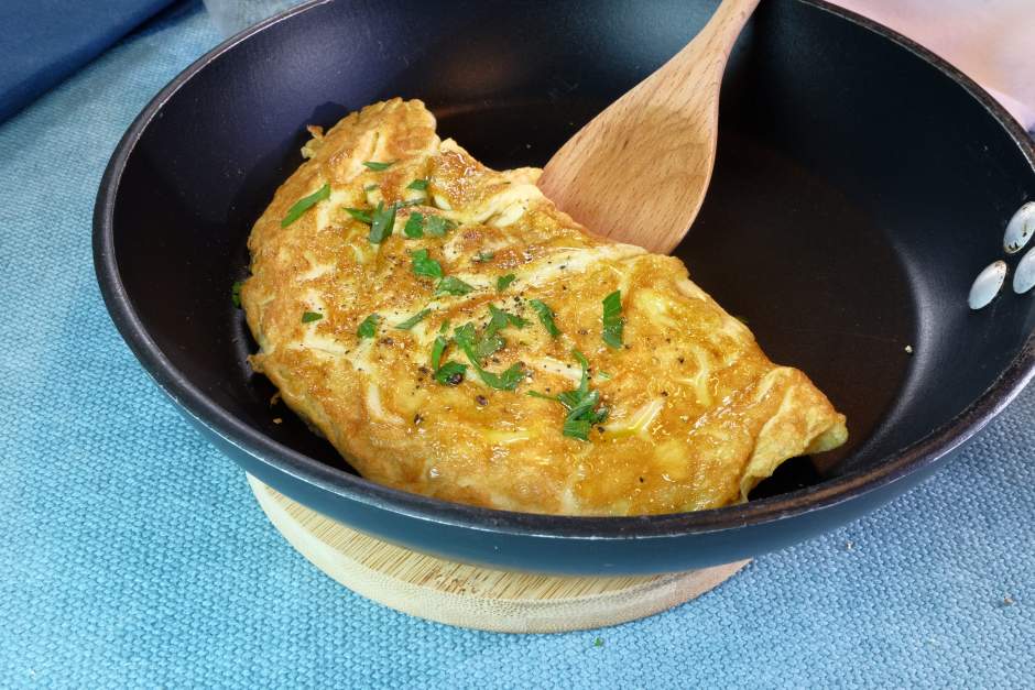 this media has been downloaded from content hub 203181711