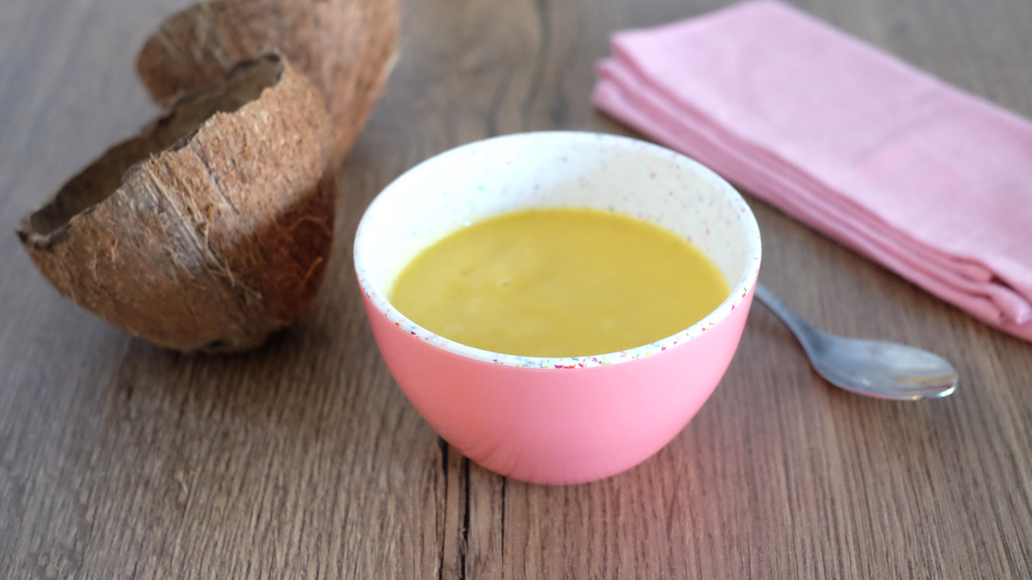 Recette purée de mangue à la noix de coco pour bébé