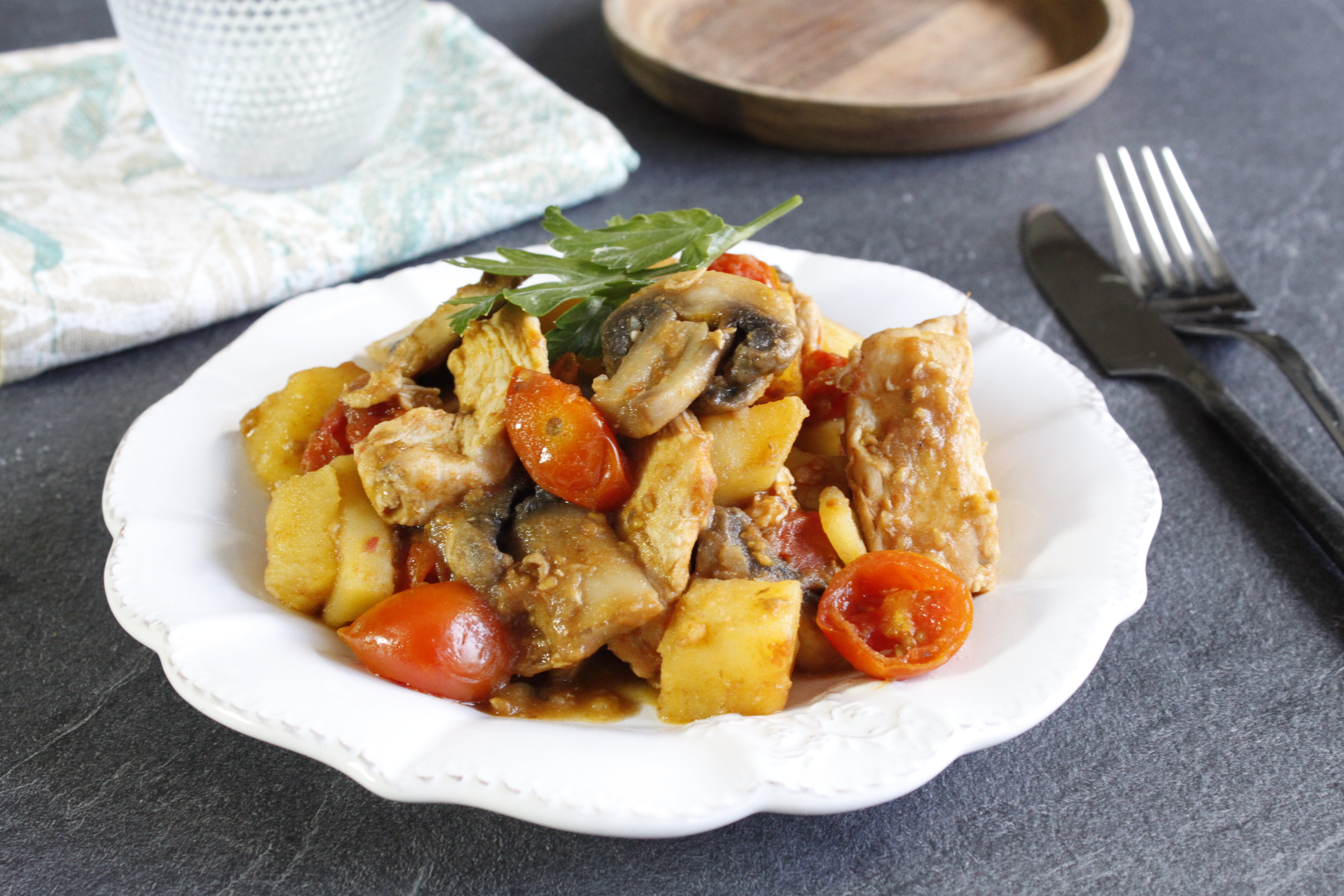 poelée de pommes de terre poulet