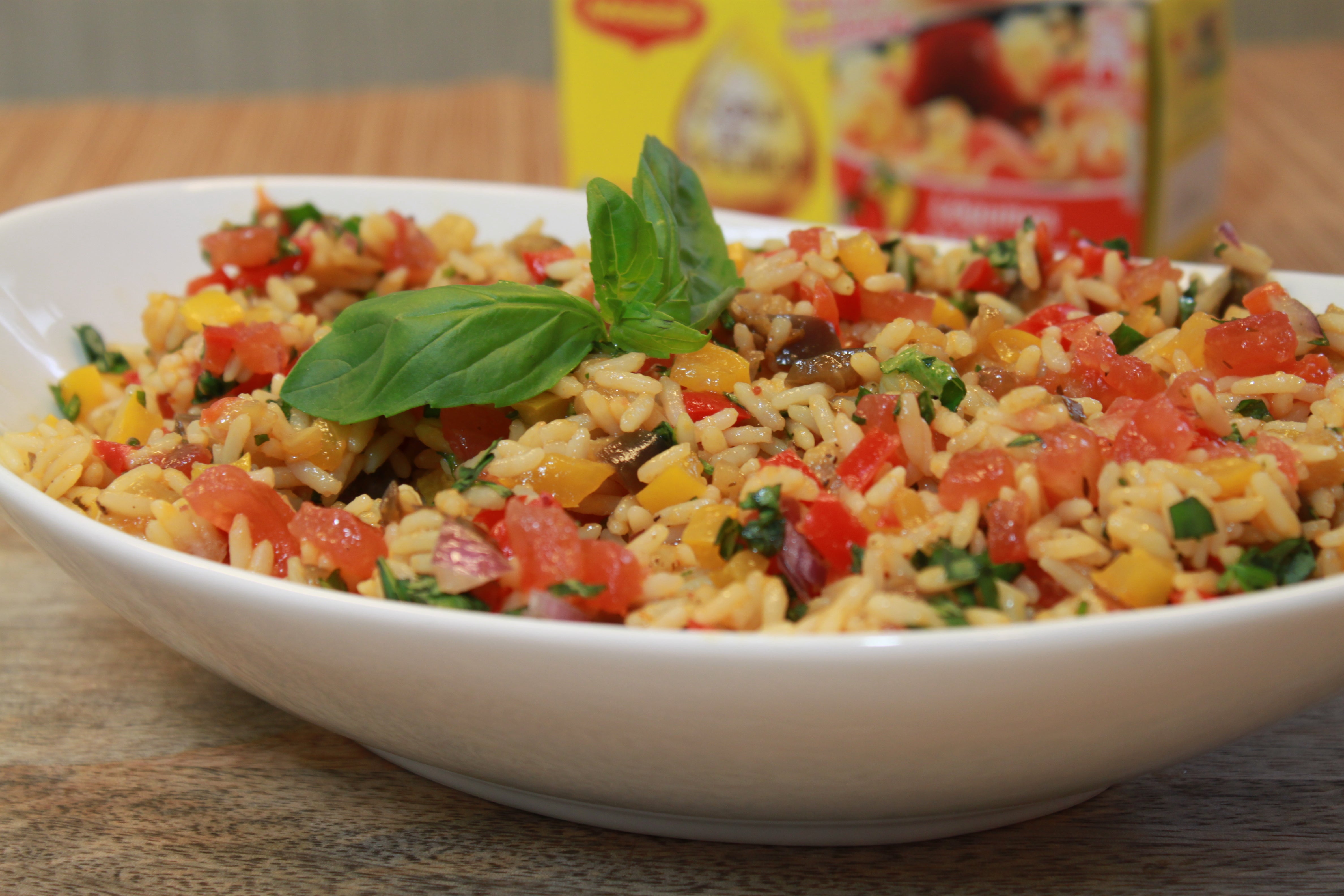 Salade de riz aux poivrons et aubergine