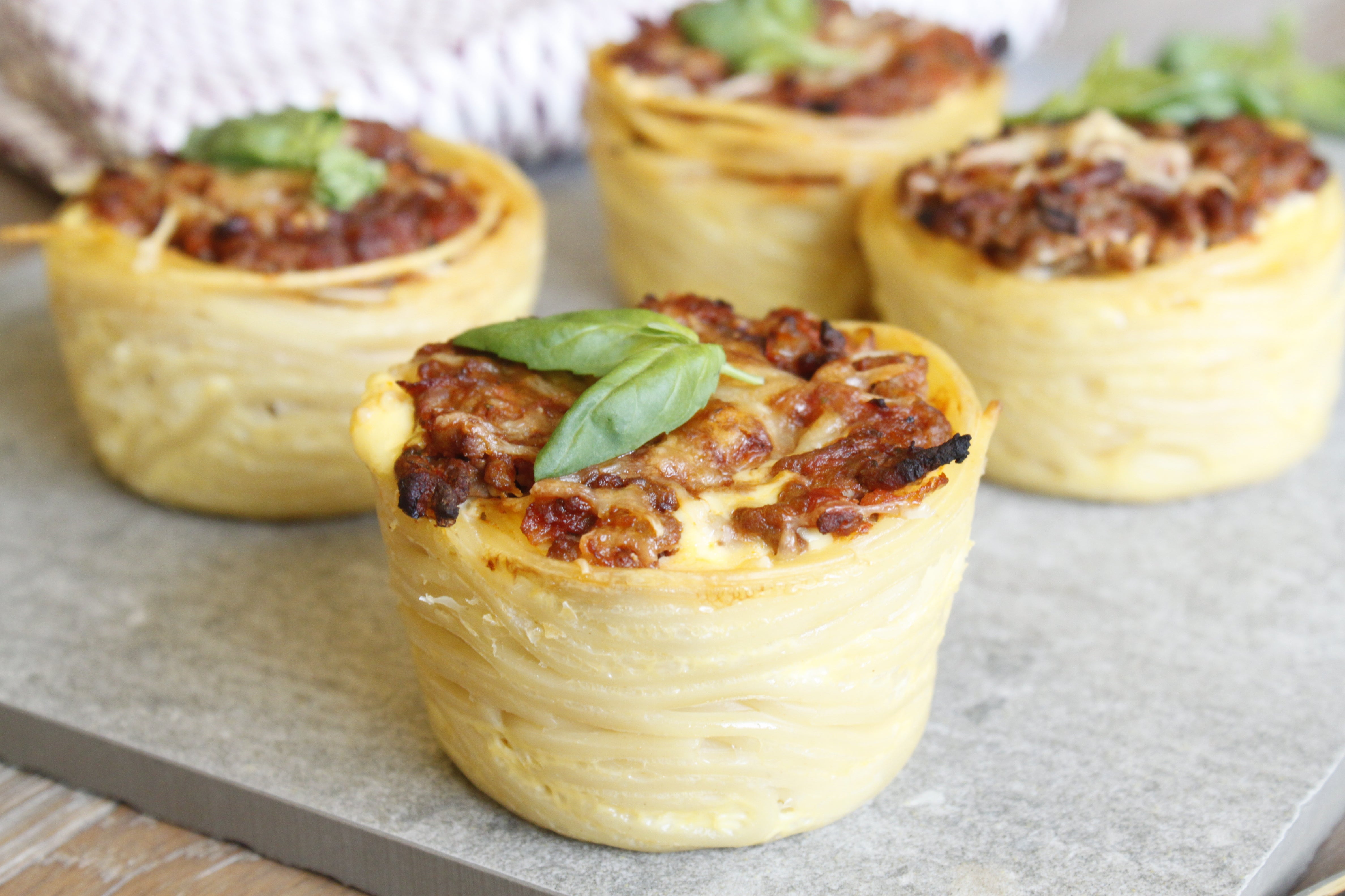 Spaghetto muffins à la bolognaise