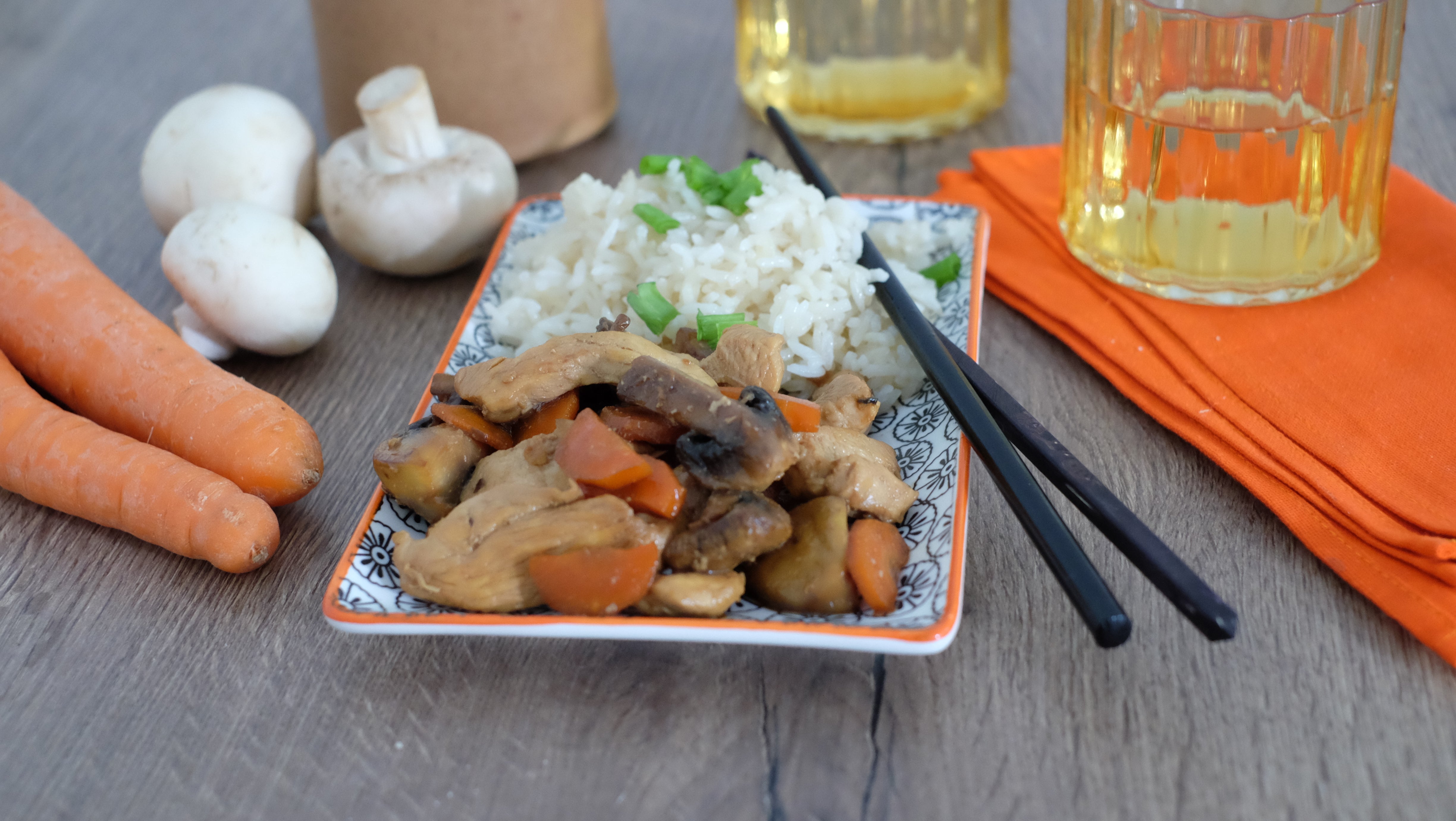 Poulet sauté aux légumes