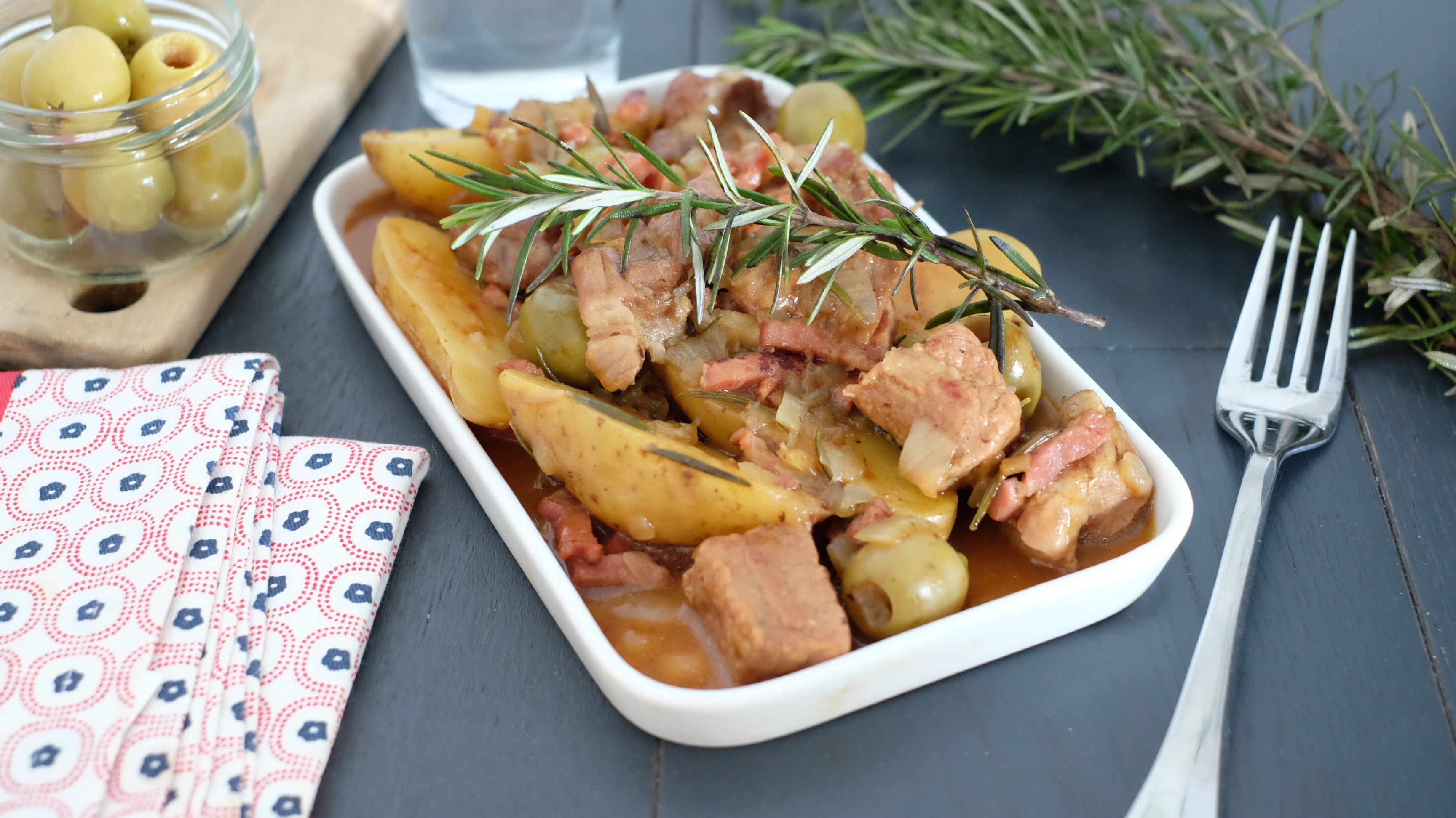 Sauté de porc aux olives