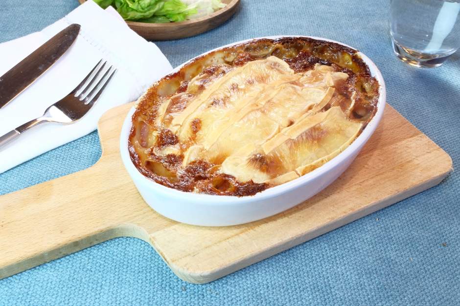 this media has been downloaded from content hub 203189771