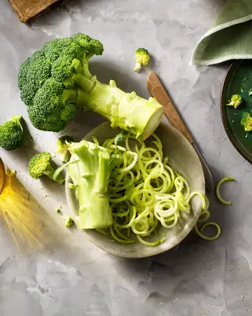 broccoli stems spaghetti