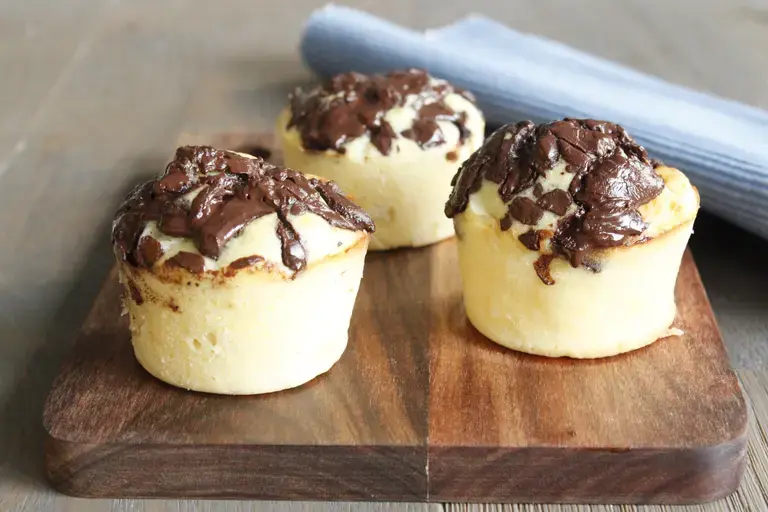 this media has been downloaded from content hub 202082373