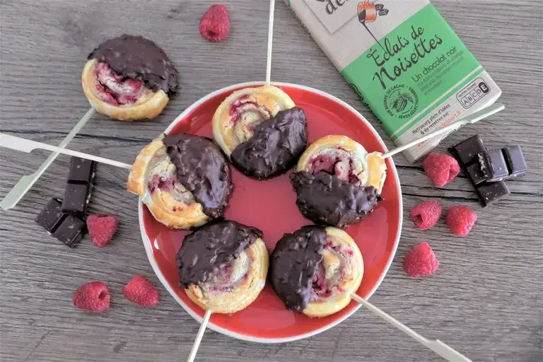 Roll's framboises chocolat noisettes