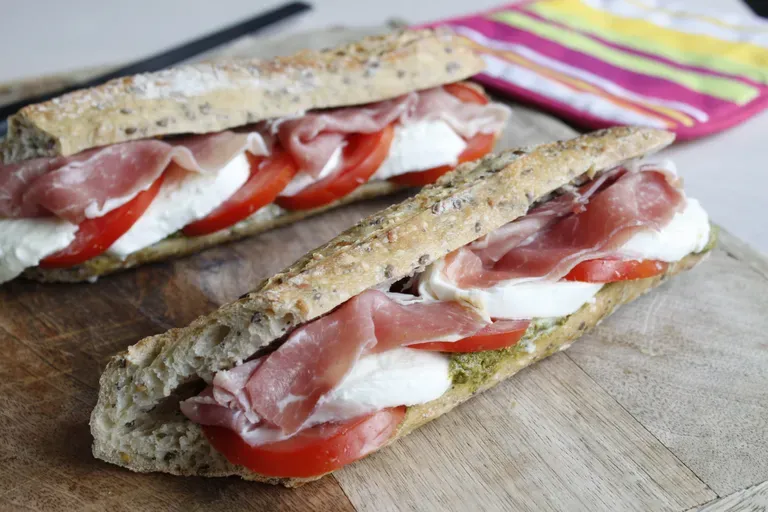 this media has been downloaded from content hub 202093288