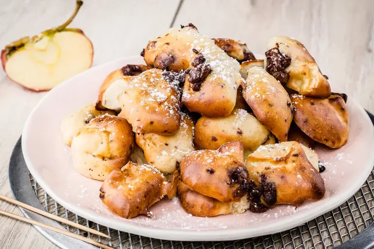 this media has been downloaded from content hub 202083212