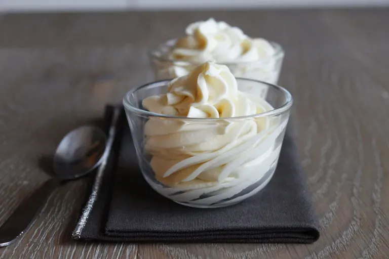 this media has been downloaded from content hub 202080390