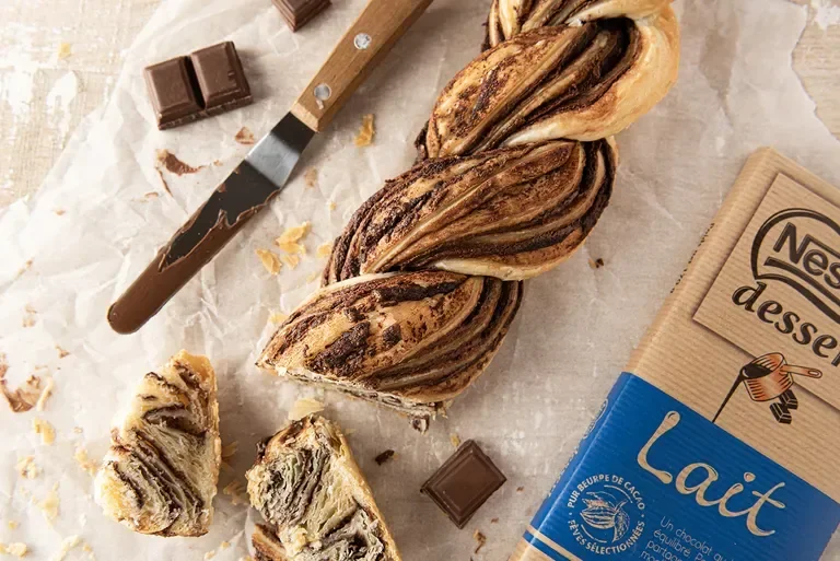 tresse feuilletée au chocolat au lait