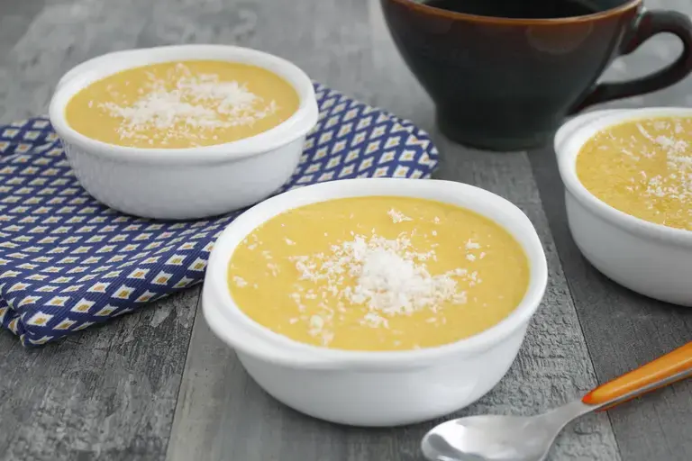 Petites crèmes à la mangue