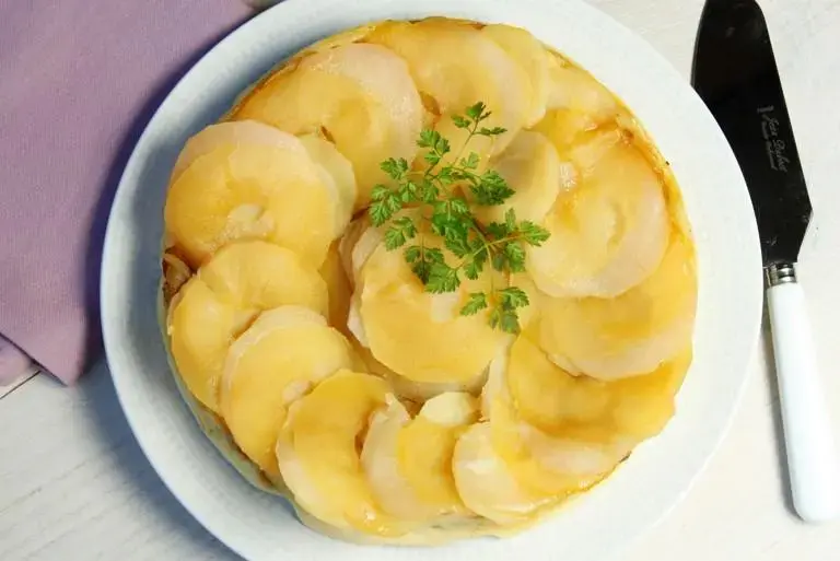 this media has been downloaded from content hub 203189797