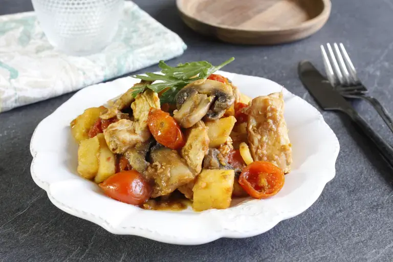poelée de pommes de terre poulet