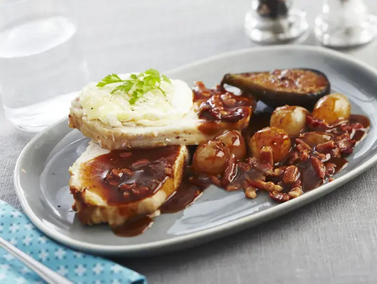 this media has been downloaded from content hub 203294471