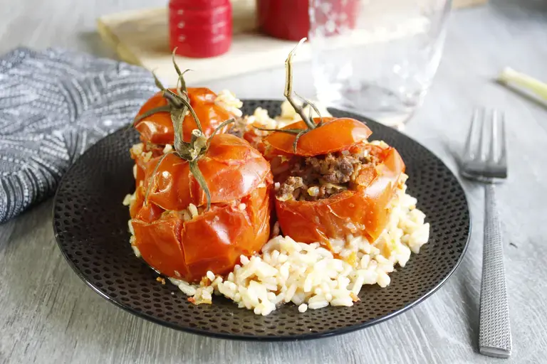 this media has been downloaded from content hub 203177530