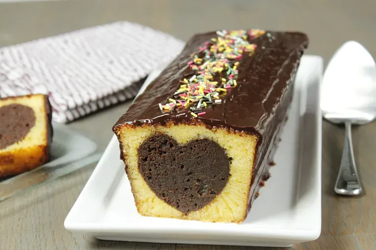 this media has been downloaded from content hub 202081408