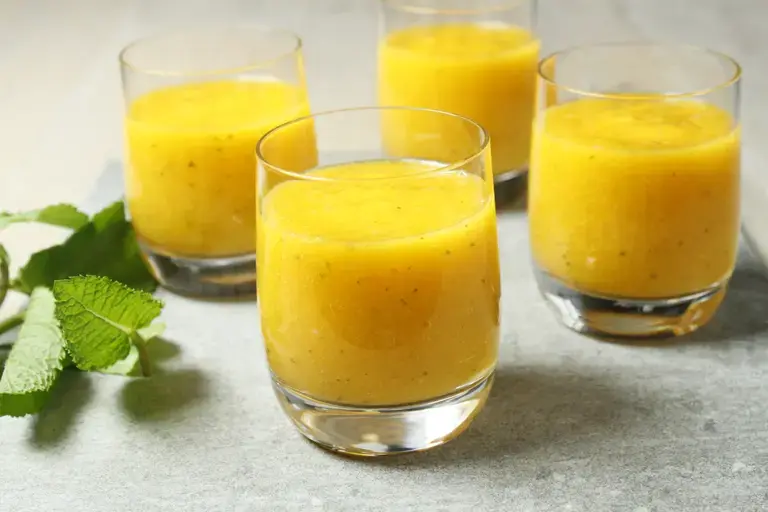 Smoothie mangue orange menthe