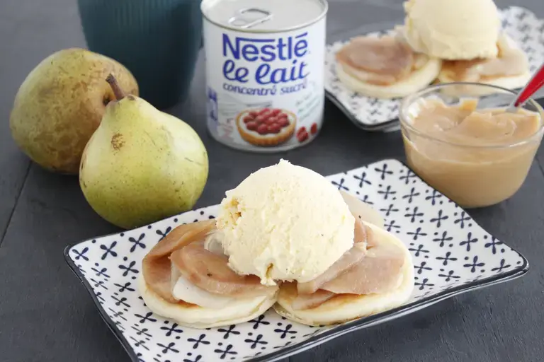 Pancakes et confiture de lait