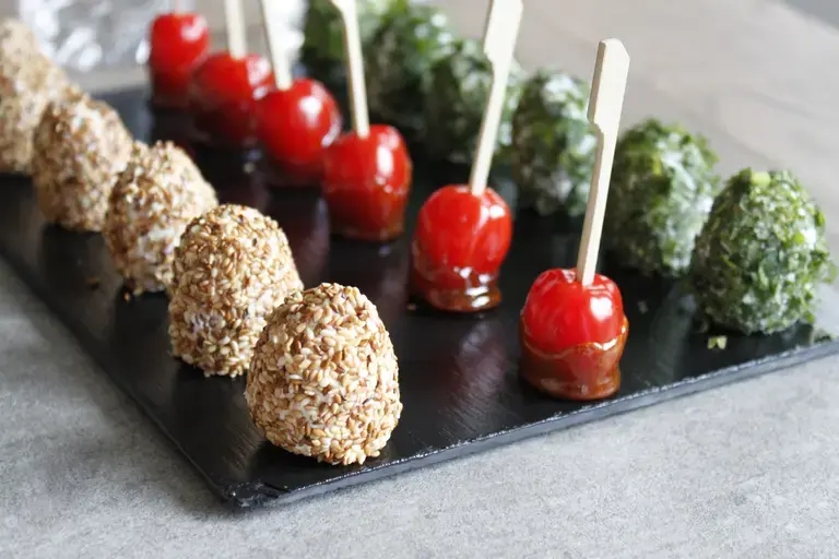 Petits oeufs déguisés