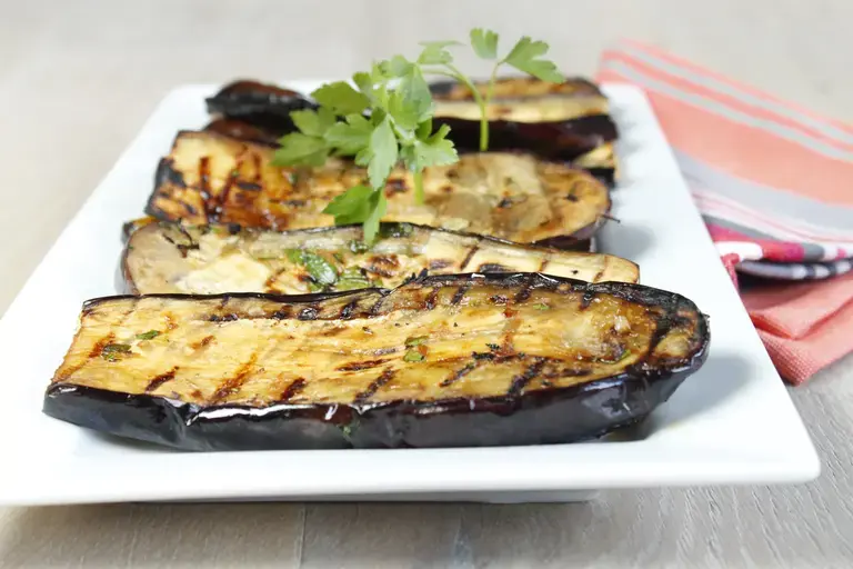 this media has been downloaded from content hub 202096749