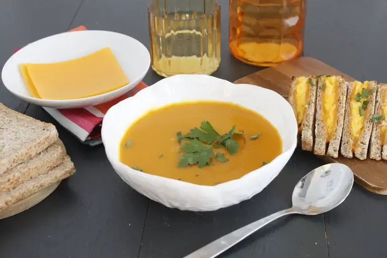 Soupe potiron et croque fromage oeufs
