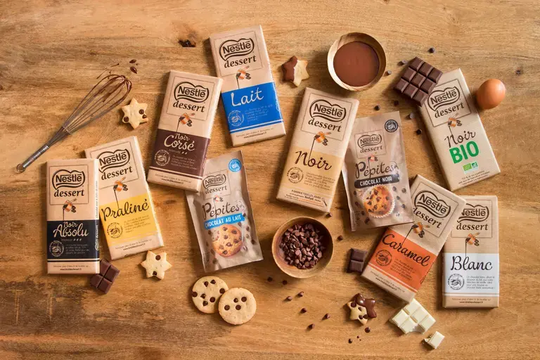 Coeurs fondants au chocolat praliné et fraises