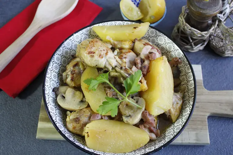 this media has been downloaded from content hub 203195462