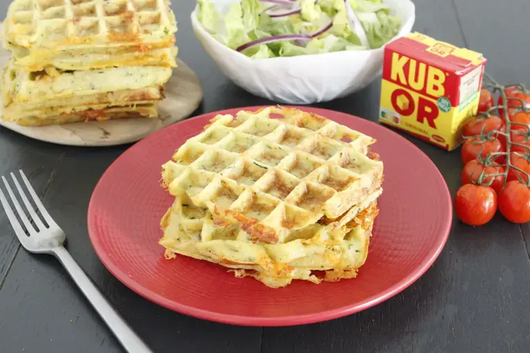 Gaufres végétariennes de pommes de terre aux légumes