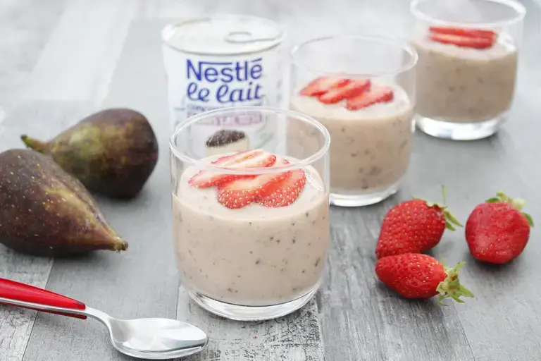 Smoothie fraise figues et citron vert