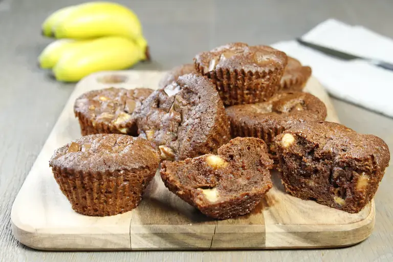 this media has been downloaded from content hub 202081635