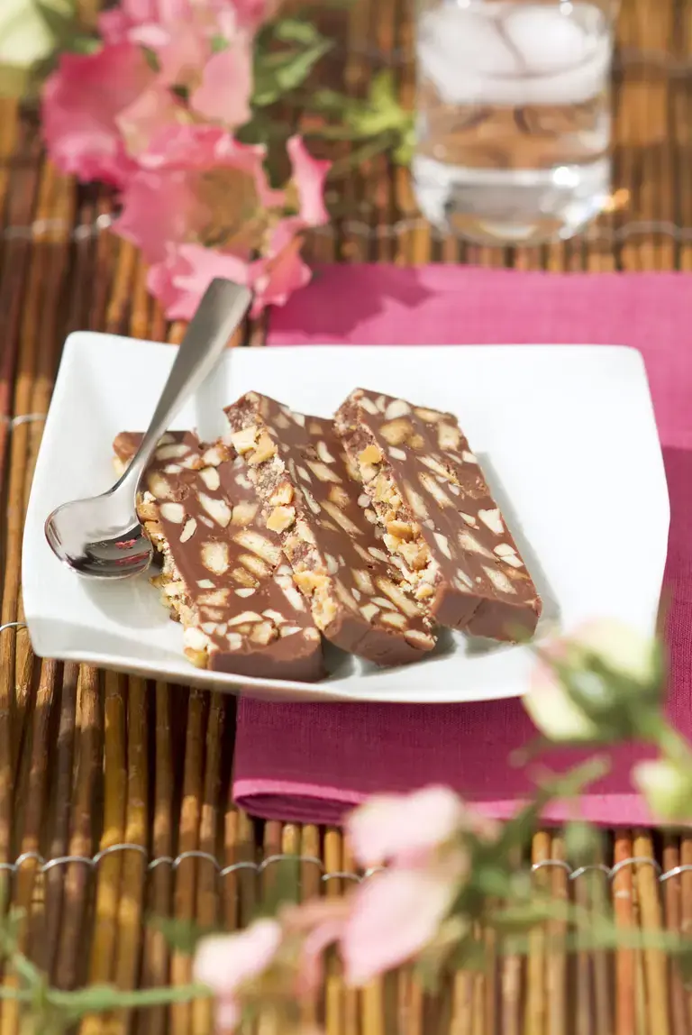 Terrine croustillante au chocolat au lait et biscuits