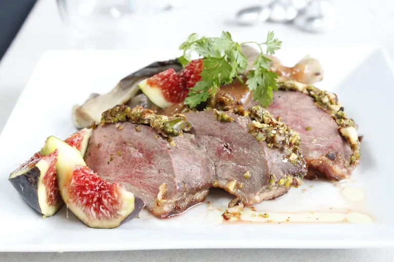 this media has been downloaded from content hub 202100261