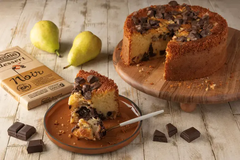 Gâteau aux poires et pépites de chocolat noir